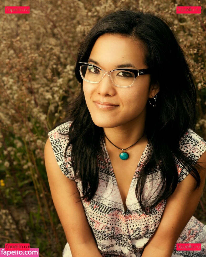 Ali Wong Onlyfans Photo Gallery 
