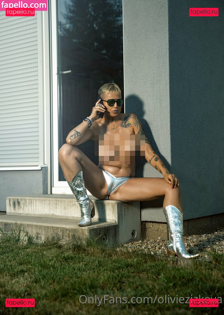 oliviezizkova / oliviezizkova.official Onlyfans Photo Gallery 