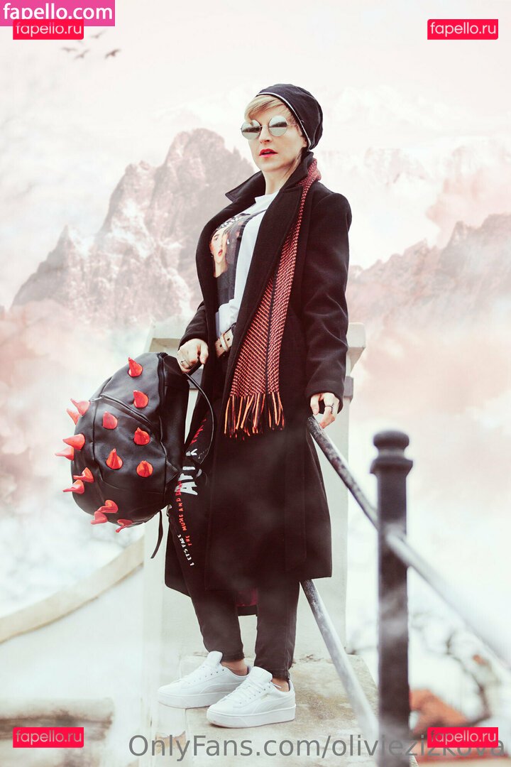 oliviezizkova / oliviezizkova.official Onlyfans Photo Gallery 