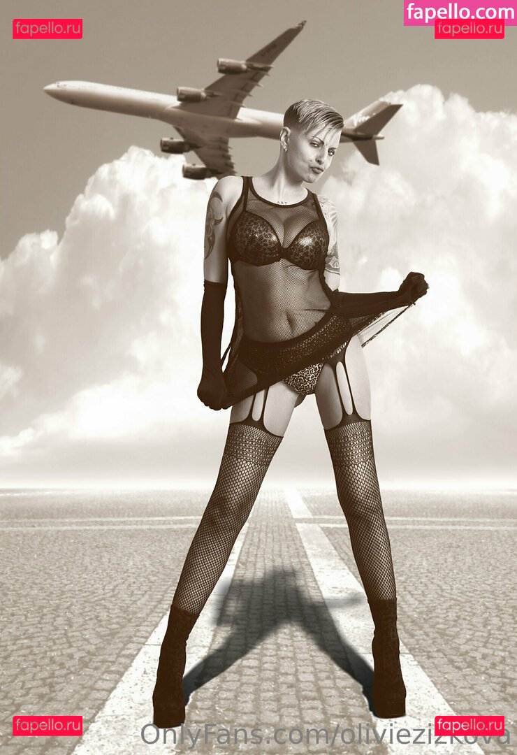 oliviezizkova / oliviezizkova.official Onlyfans Photo Gallery 