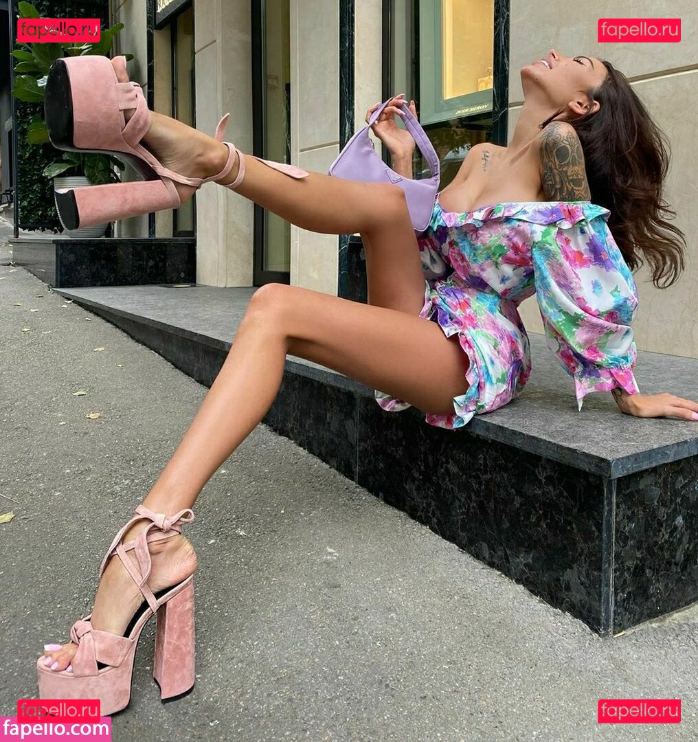 Alena Omovich / Alenaomovich / alena_omovych Onlyfans Photo Gallery 