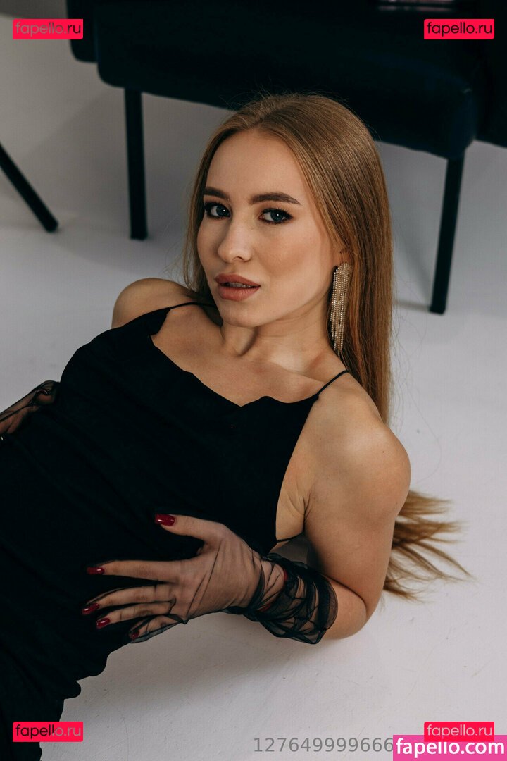 u196667754 Onlyfans Photo Gallery 