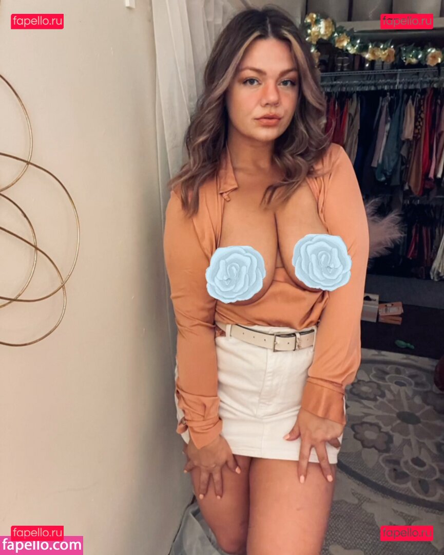 Lindsywood / lindsywood7 / luluwunderful Onlyfans Photo Gallery 