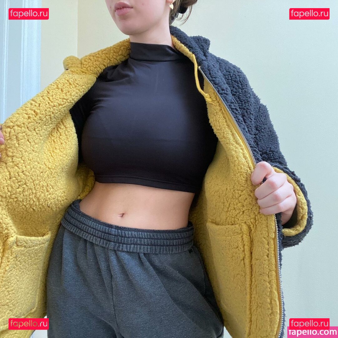 Sara Farrelll / sarafarrelll / thereal_mayafarrell Onlyfans Photo Gallery 