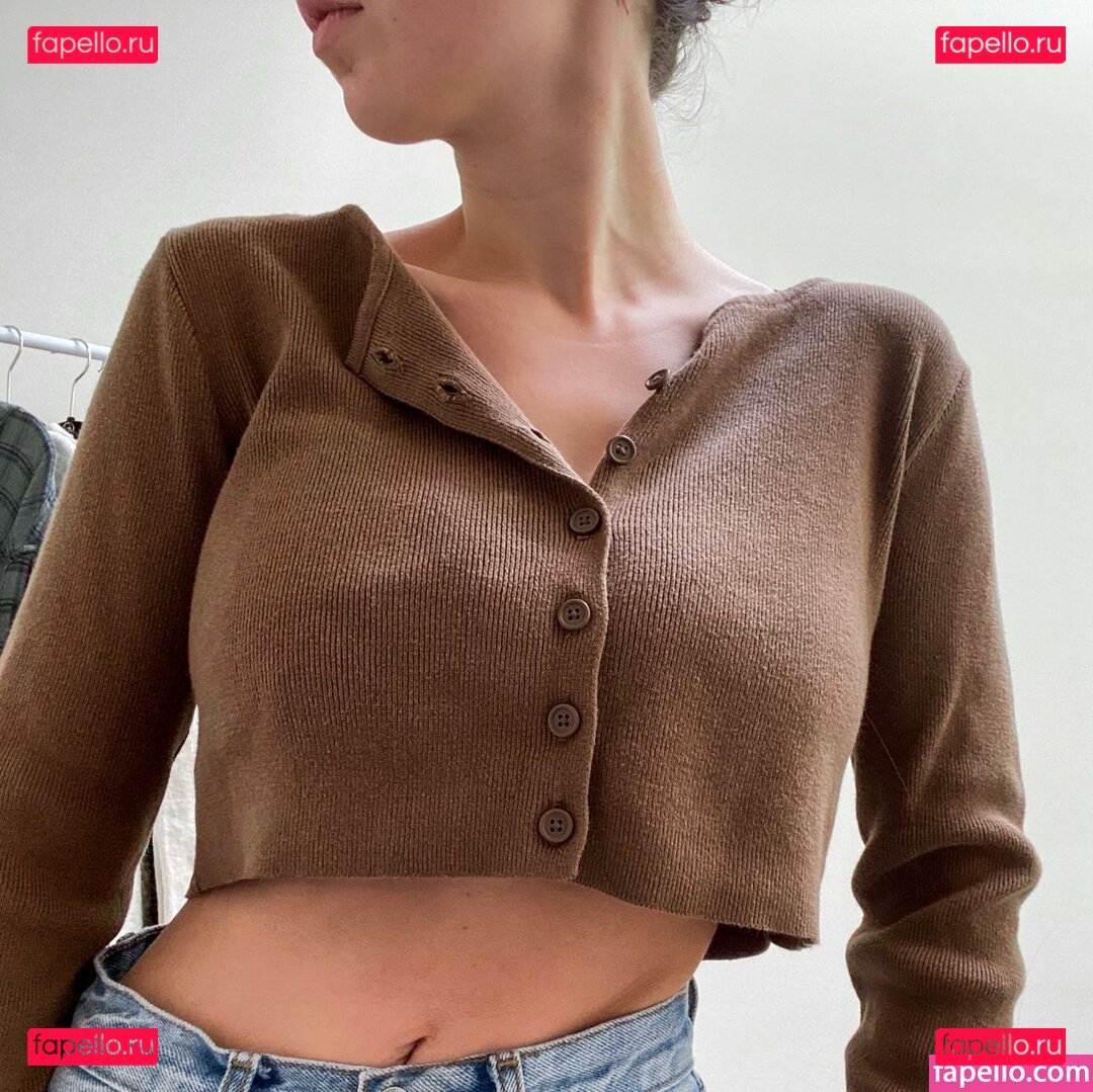 Sara Farrelll / sarafarrelll / thereal_mayafarrell Onlyfans Photo Gallery 