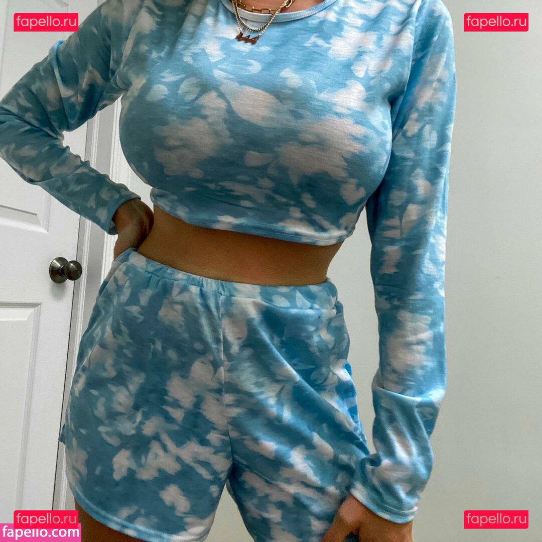 Sara Farrelll / sarafarrelll / thereal_mayafarrell Onlyfans Photo Gallery 