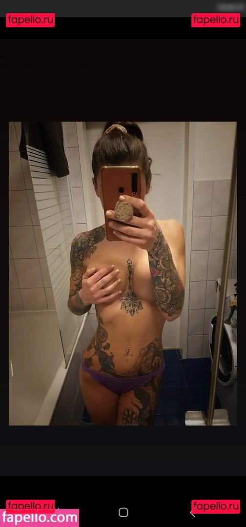 mia.hartmann / miss_mona_liisa Onlyfans Photo Gallery 