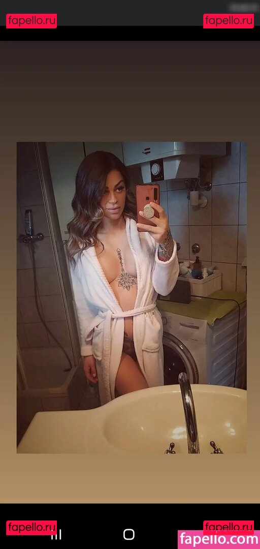 mia.hartmann / miss_mona_liisa Onlyfans Photo Gallery 