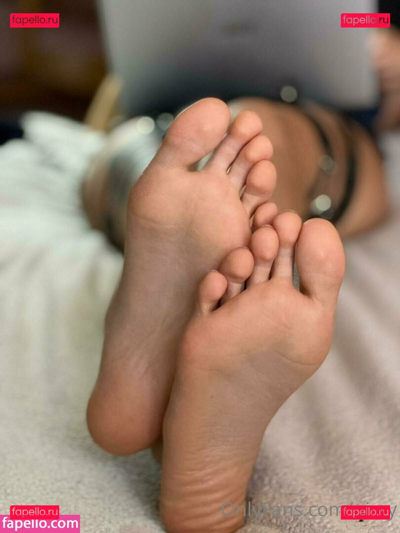 Nirvy / Nirvy_Of / Suspicious_nirv / anavrinyert Onlyfans Photo Gallery 