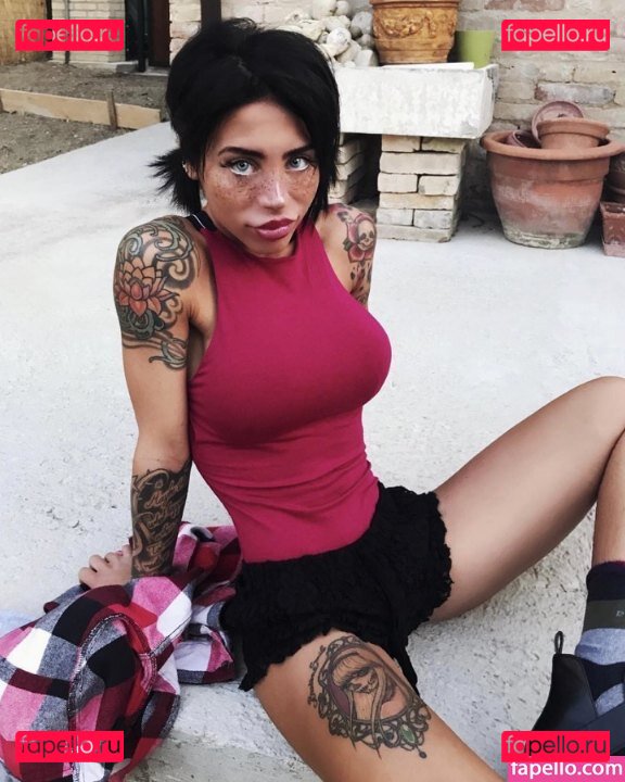 Alex Mucci / AlexMucciReal / alex_mucci / alexismucci / alexismucciofficial / alexmucci / alexmucci_ Onlyfans Photo Gallery 