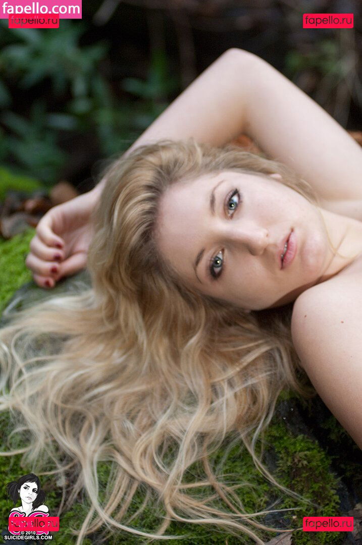 Vine1 / amli.vine1 / devilinlace1 Onlyfans Photo Gallery 