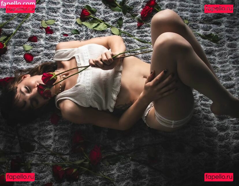 Lani Rei / Lifewithlanixo / https: / lanireivip Onlyfans Photo Gallery 