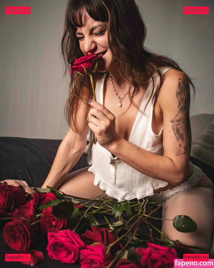 Lani Rei / Lifewithlanixo / https: / lanireivip Onlyfans Photo Gallery 