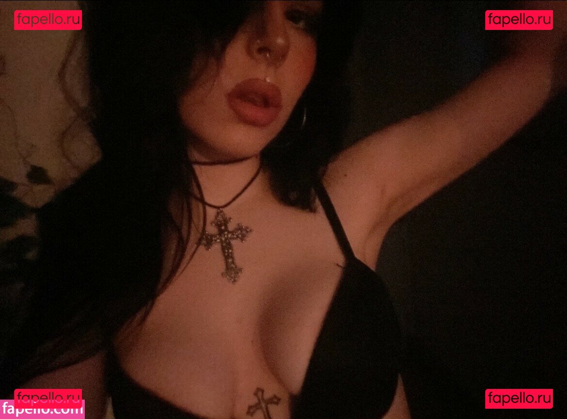 iheardshesas1ut / missmarymay Onlyfans Photo Gallery 