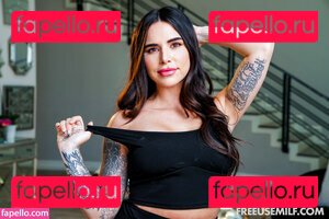 Suttin / thatgirlssuttin / thatgirlsuttin Onlyfans Photo Gallery 