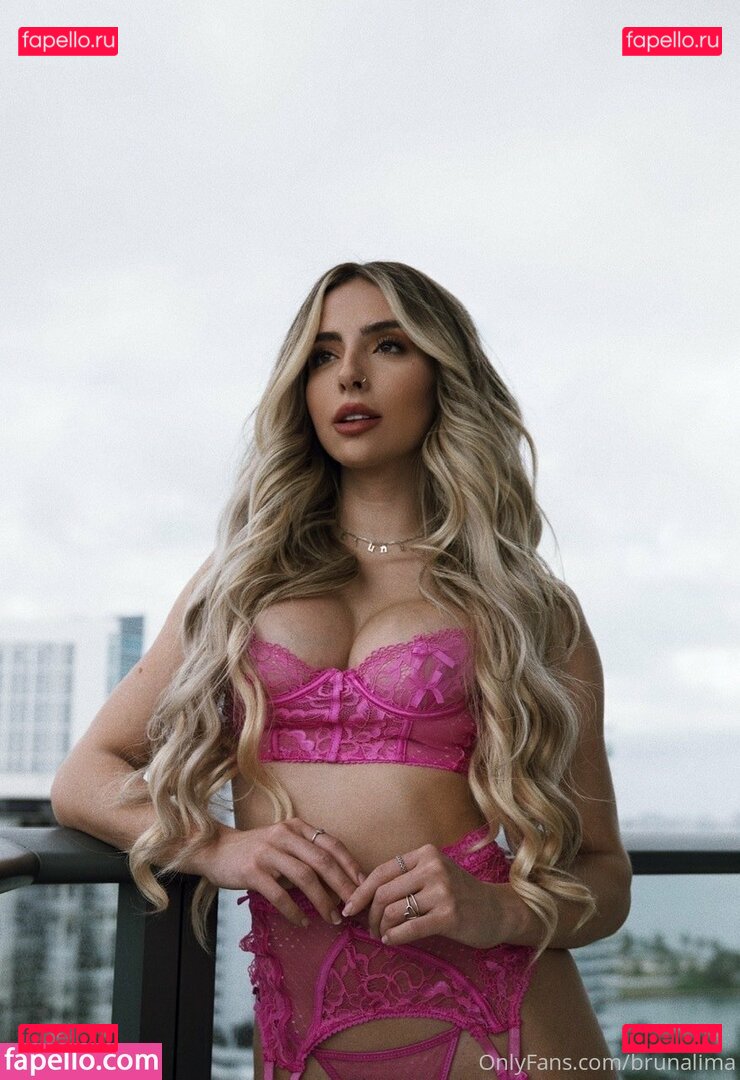 BrunaLima / xoobruna Onlyfans Photo Gallery 
