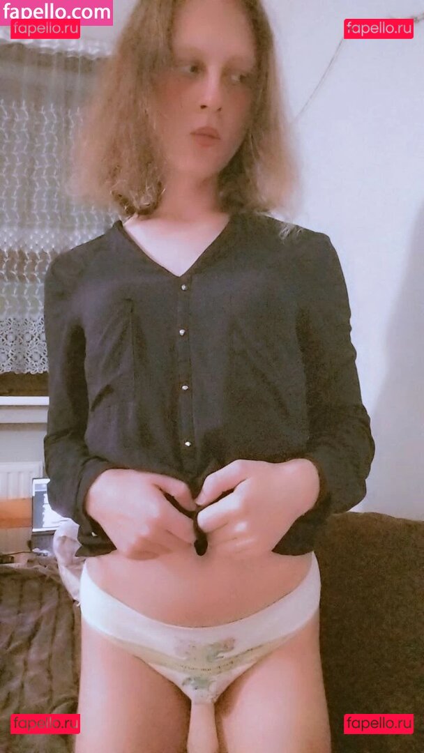 Sophie Valentine / SophieValentine / sophie_valentine / sophiegamergirl Onlyfans Photo Gallery 