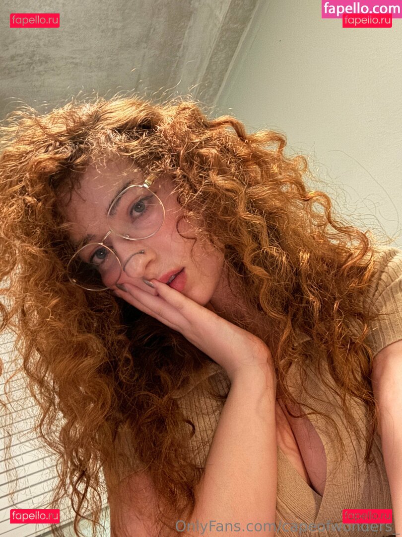 Capeofwonders / capeofwonders_ / wondershibe Onlyfans Photo Gallery 