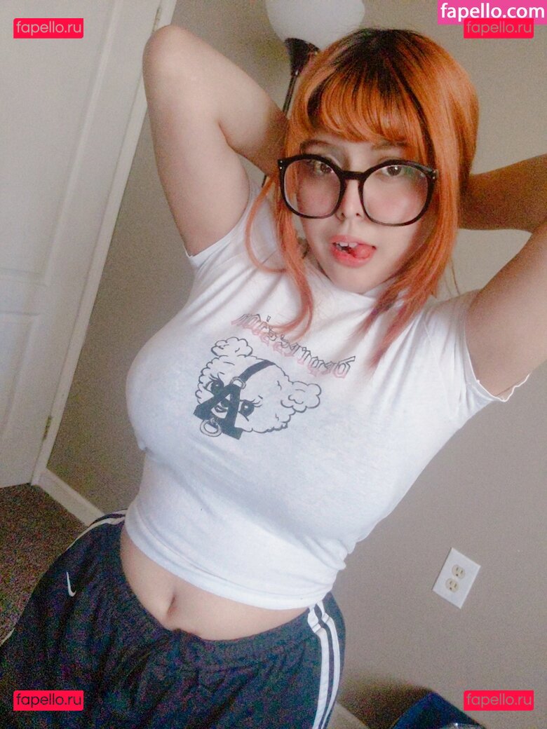 nninfula / yourasianwetpussy Onlyfans Photo Gallery 