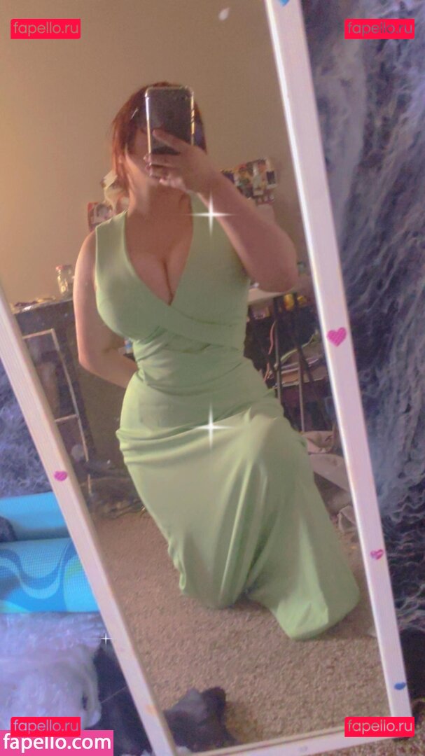 nninfula / yourasianwetpussy Onlyfans Photo Gallery 