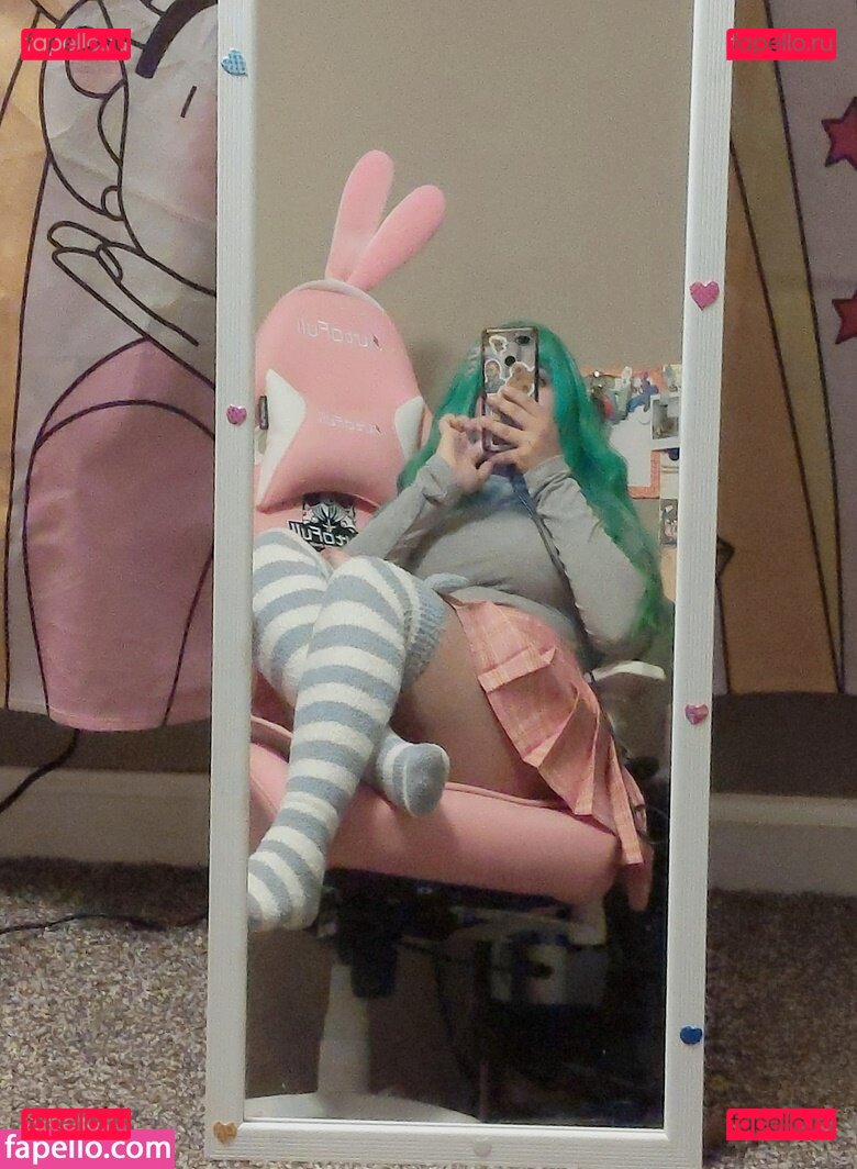 nninfula / yourasianwetpussy Onlyfans Photo Gallery 