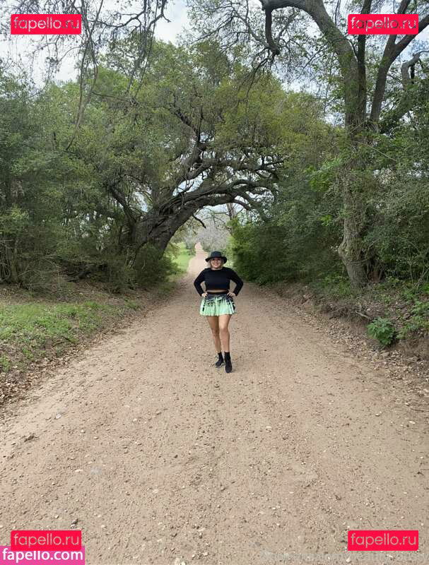 Busty Beauty Adaline Star / adalinestarofficial / beauty_busty Onlyfans Photo Gallery 