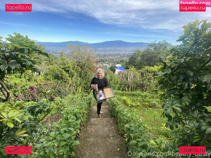 Busty Beauty Adaline Star / adalinestarofficial / beauty_busty Onlyfans Photo Gallery 