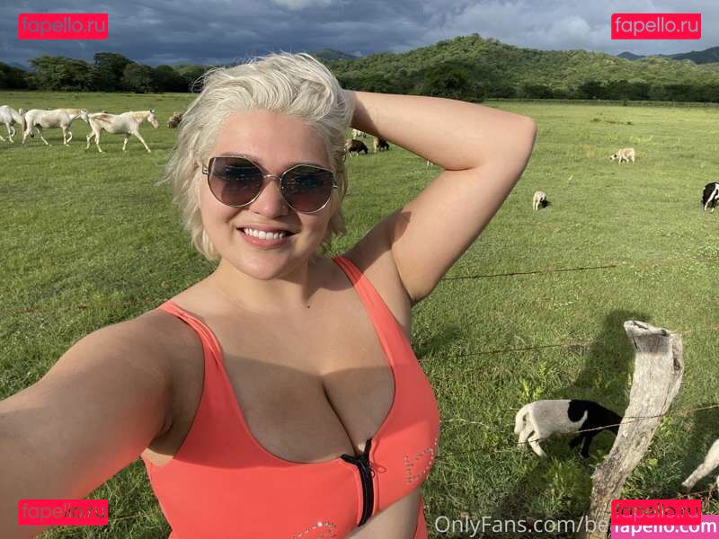 Busty Beauty Adaline Star / adalinestarofficial / beauty_busty Onlyfans Photo Gallery 