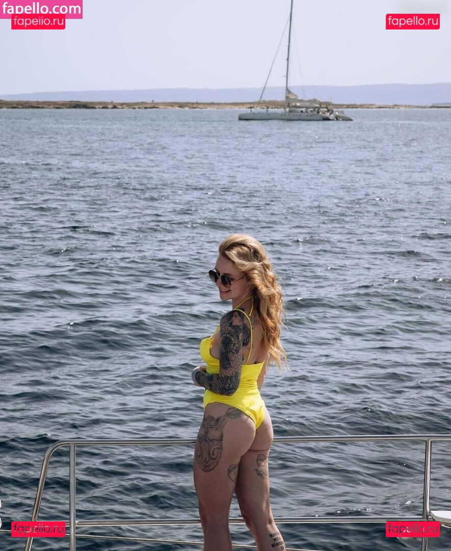 Denise Schwitalle / denise.schwitalle Onlyfans Photo Gallery 