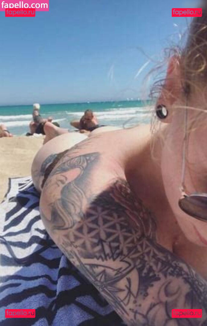 Denise Schwitalle / denise.schwitalle Onlyfans Photo Gallery 