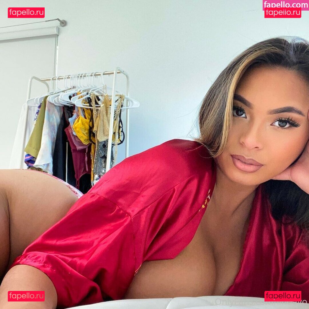 LINDA VO / itslindavo / itslindavo_ / lindavo Onlyfans Photo Gallery 