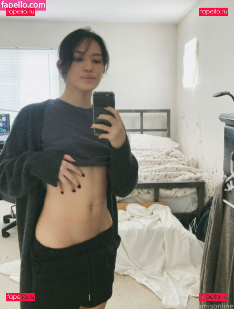 creamisonline / deathloom / deathlooming / doomergirlfriend / kira Onlyfans Photo Gallery 