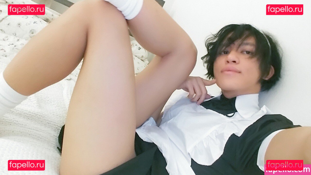 creamisonline / deathloom / deathlooming / doomergirlfriend / kira Onlyfans Photo Gallery 