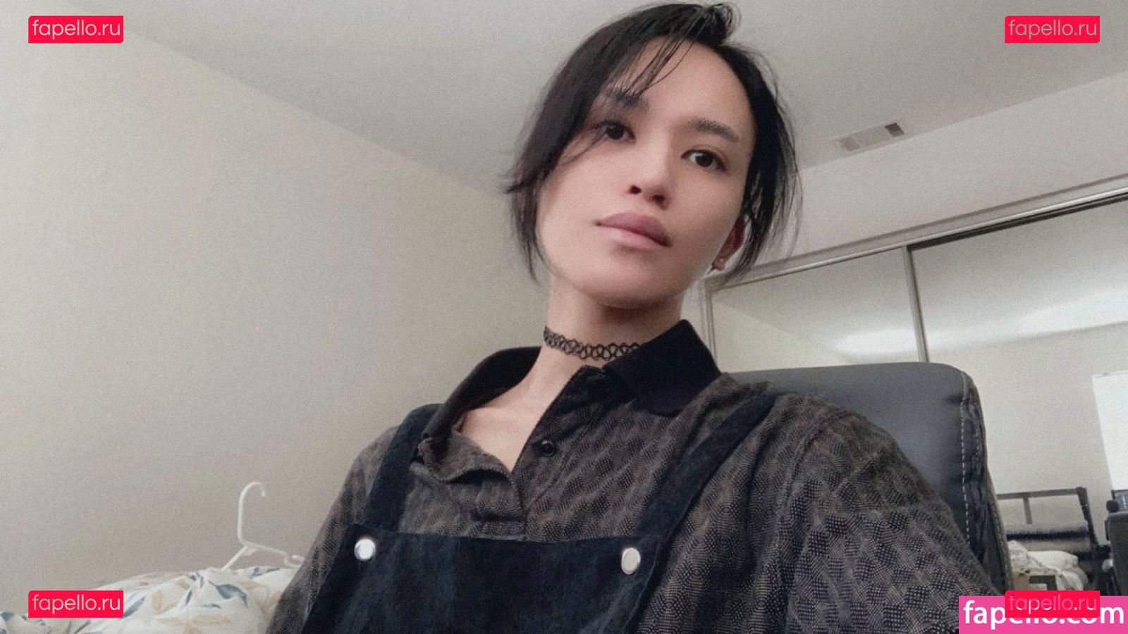 creamisonline / deathloom / deathlooming / doomergirlfriend / kira Onlyfans Photo Gallery 