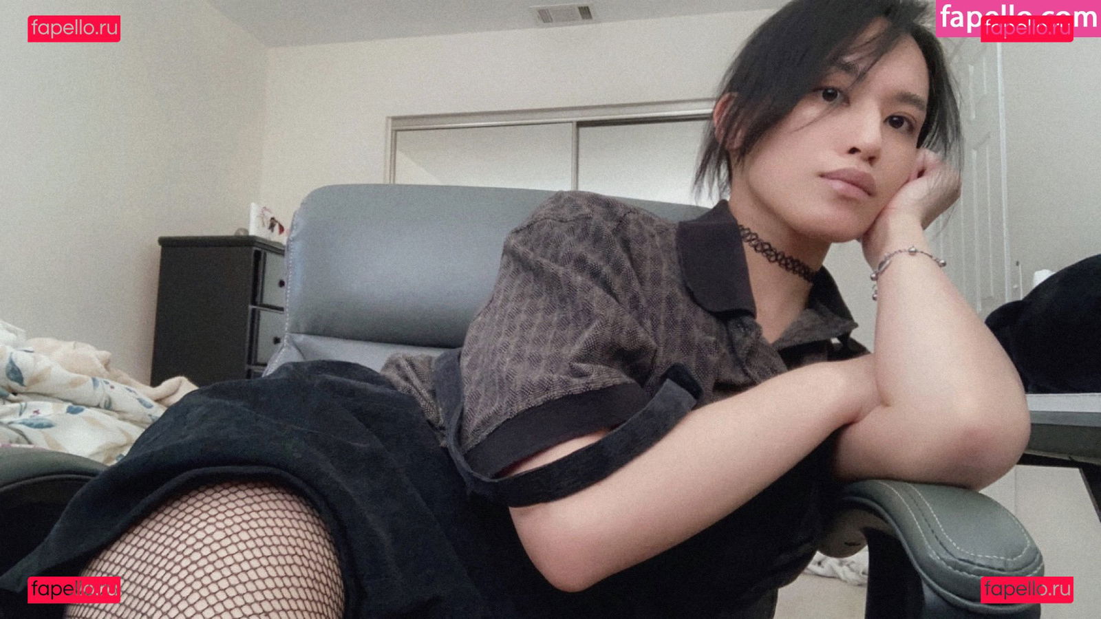 creamisonline / deathloom / deathlooming / doomergirlfriend / kira Onlyfans Photo Gallery 