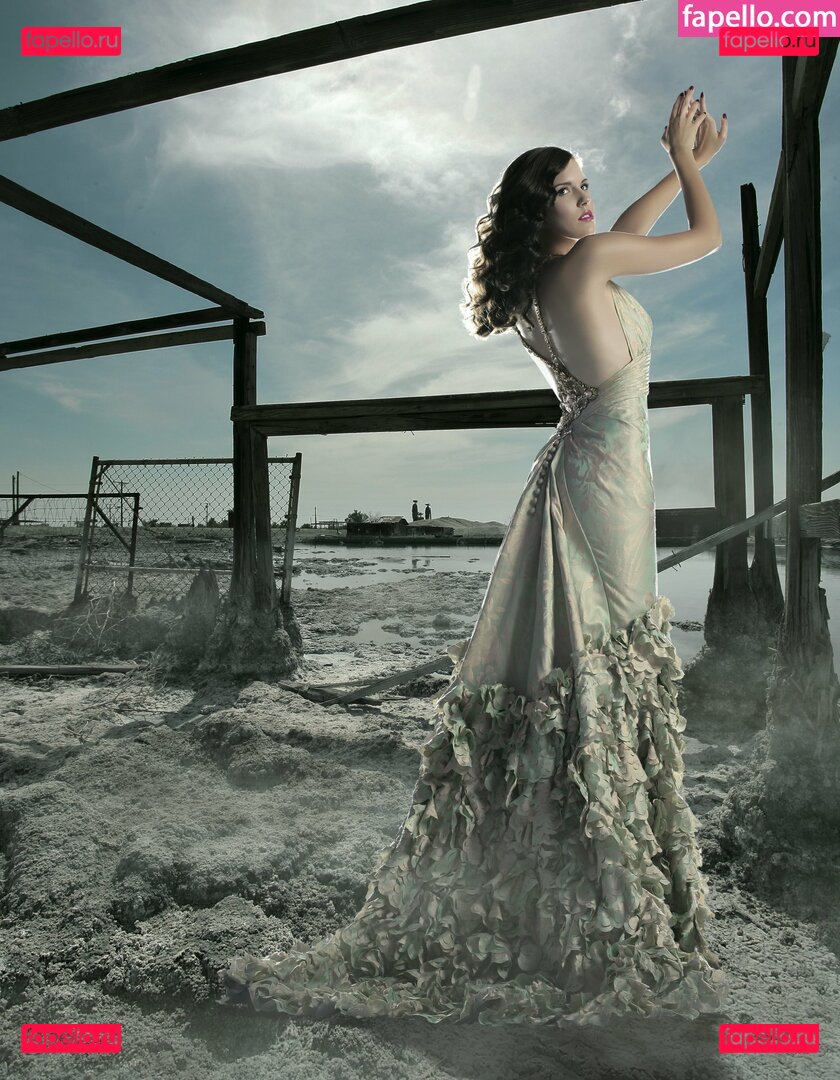 Maggie Grace / maggie.grace / maggiieegrace / magnussengrace Onlyfans Photo Gallery 