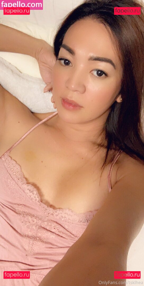 khloeepcy / tsklhea Onlyfans Photo Gallery 