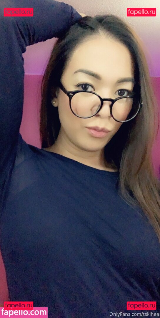 khloeepcy / tsklhea Onlyfans Photo Gallery 