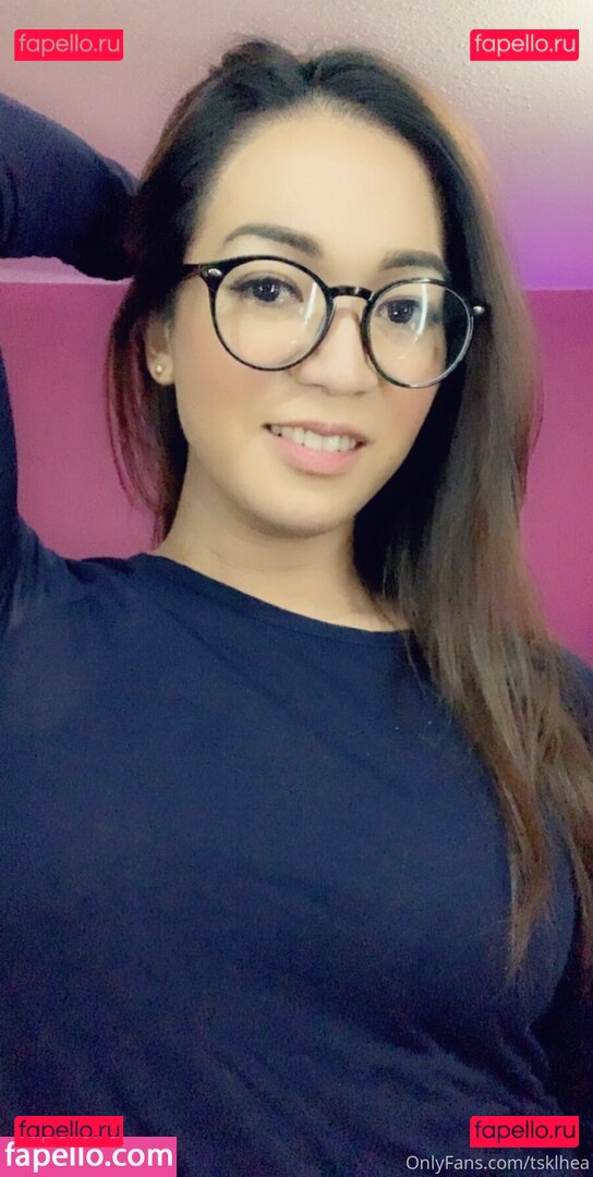 khloeepcy / tsklhea Onlyfans Photo Gallery 