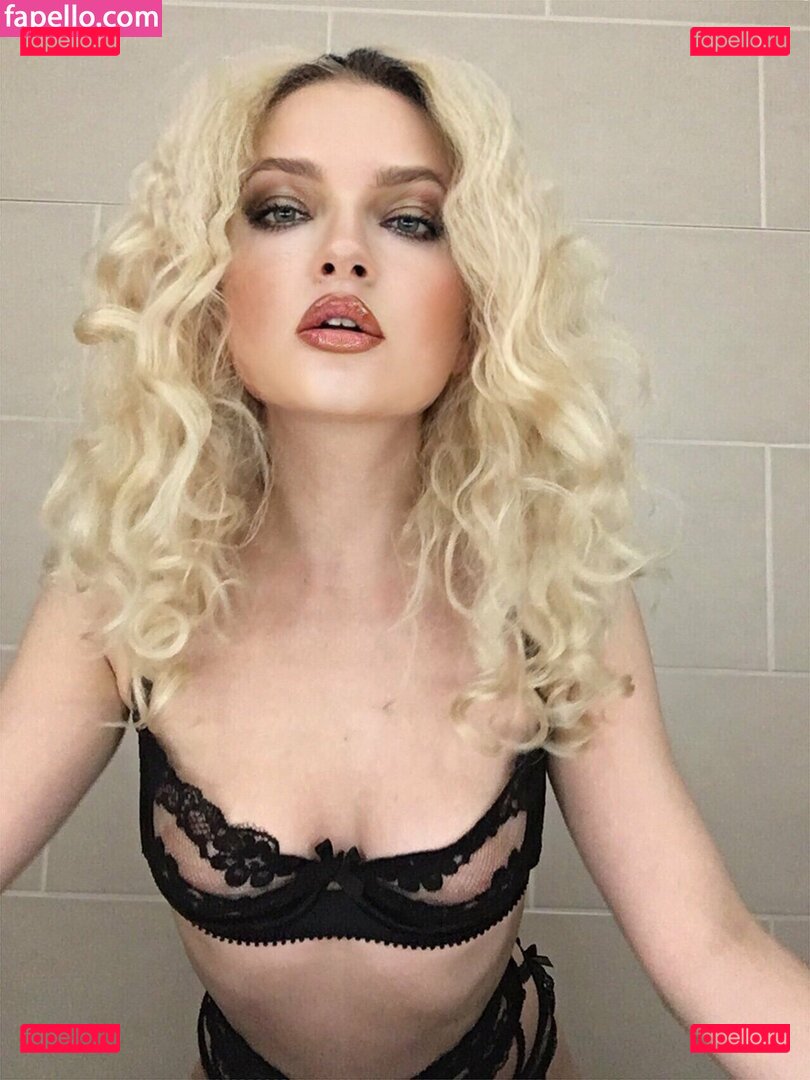 karolinag Onlyfans Photo Gallery 