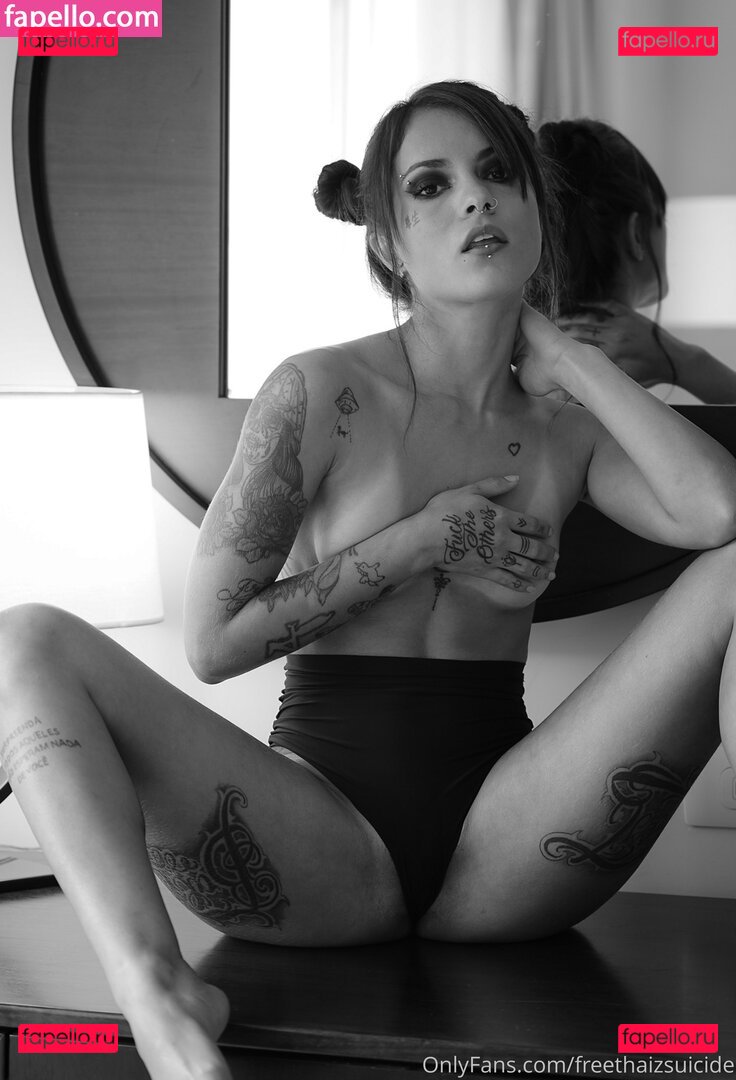 freethaizsuicide / messymascara21 Onlyfans Photo Gallery 