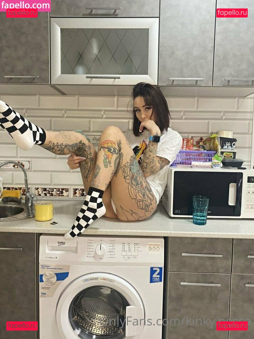 Kinky Nessa / kinky.nessa / kinkynessa Onlyfans Photo Gallery 