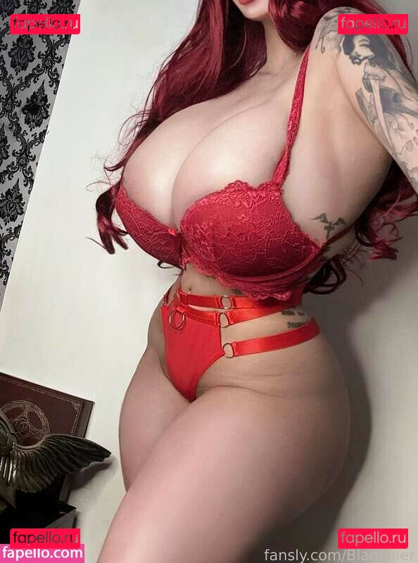 Theimpartialbunny / impartial_bunny Onlyfans Photo Gallery 