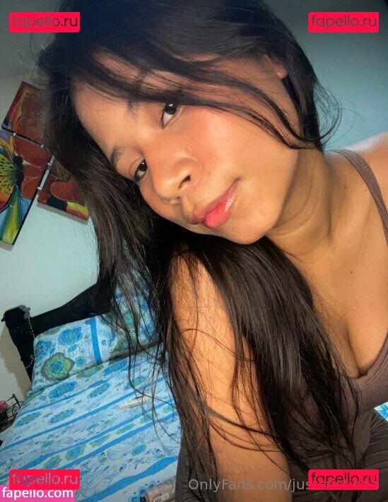 justcristinaa Onlyfans Photo Gallery 