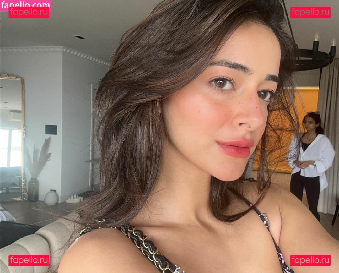 Ananya Pandey / ananyapanday Onlyfans Photo Gallery 