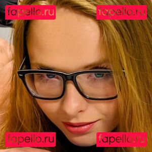 Mia Adler / mia.adler / miaadler97 Onlyfans Photo Gallery 