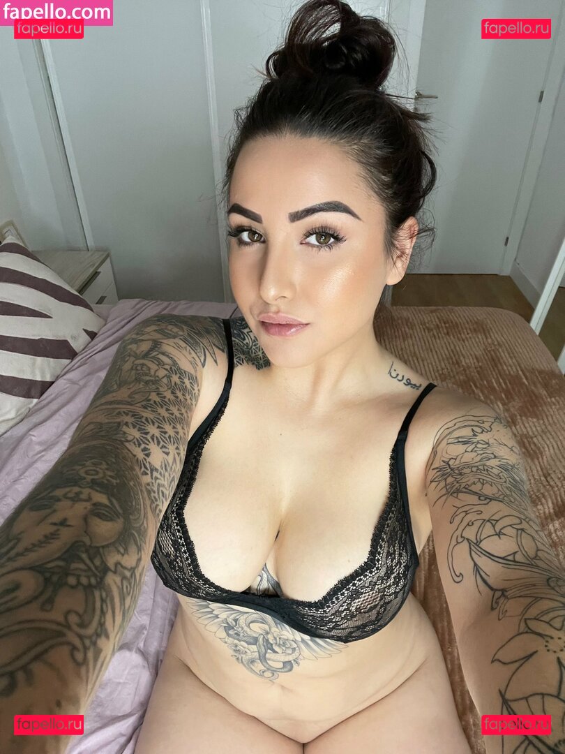 Gemma Wizzar / gemmitawz / wizzargemma Onlyfans Photo Gallery 