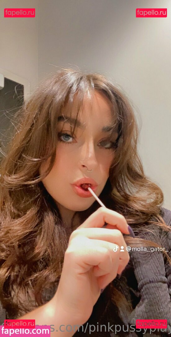 bedheadbetty / molla_gator_