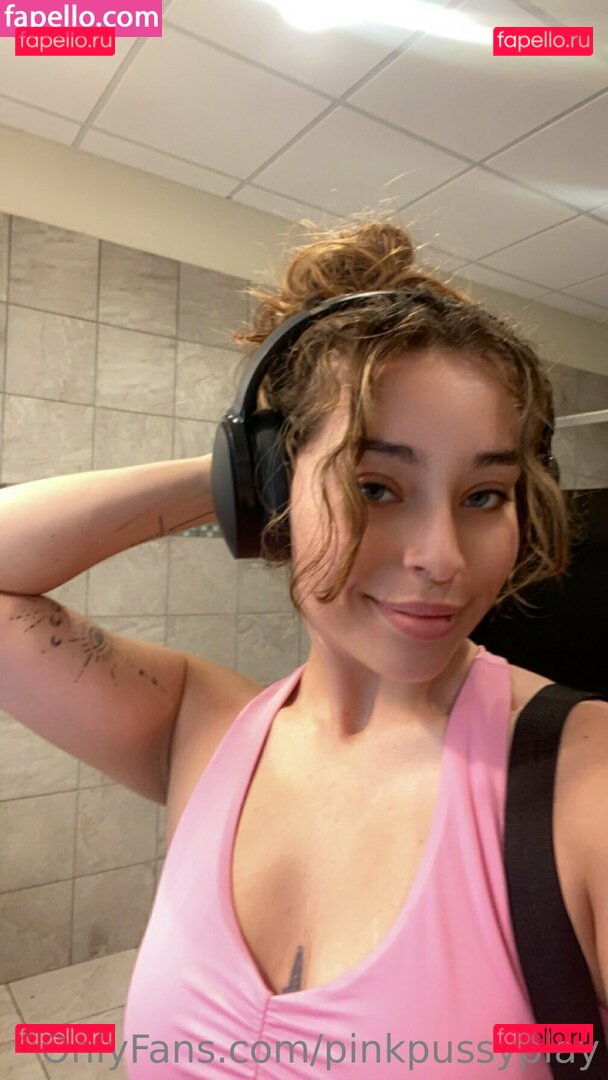 bedheadbetty / molla_gator_ Onlyfans Photo Gallery 