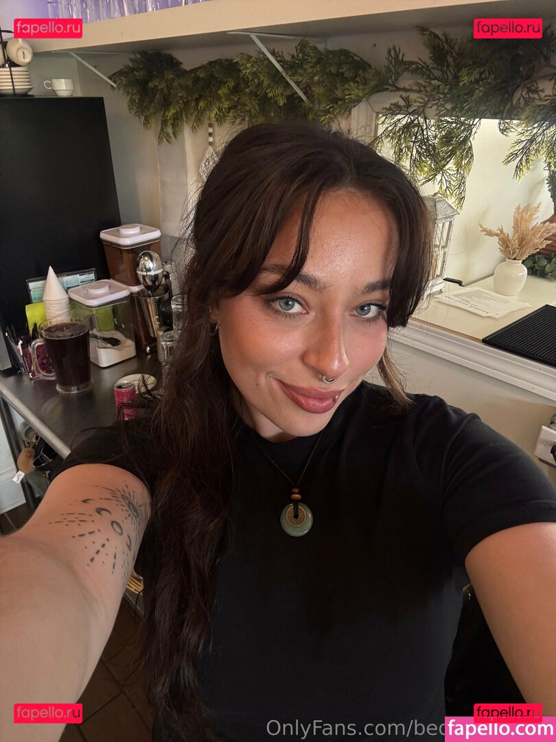 bedheadbetty / molla_gator_ Onlyfans Photo Gallery 